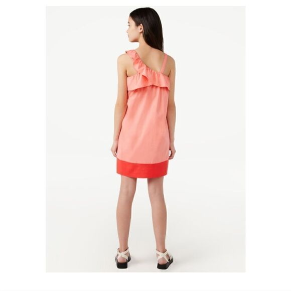 Free Assembly Girls BabydollDress - Picture 2 of 9